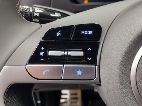 Used 2025 Hyundai Elantra Sport FWD image 25