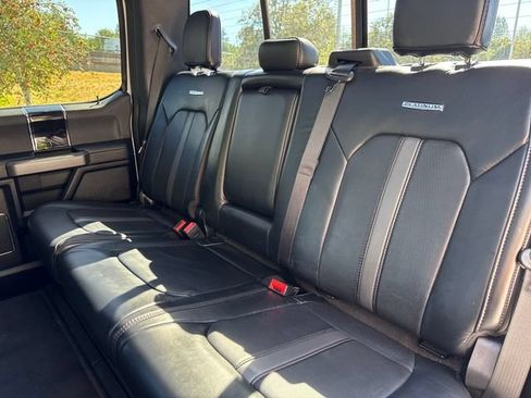 Used 2020 Ford F450 Platinum w/ FX4 Off-Road Package AWD/4WD image 19