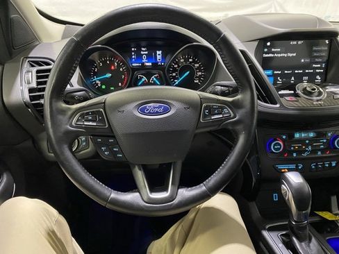 Used 2019 Ford Escape Titanium w/ U9j03 - Titanium Tow Package image 18