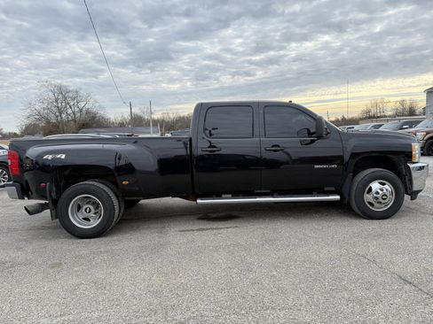 Used 2014 Chevrolet Silverado 3500 LTZ w/ LTZ Plus Package image 8