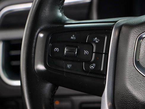 Used 2023 GMC Yukon SLT w/ SLT Luxury Package image 14