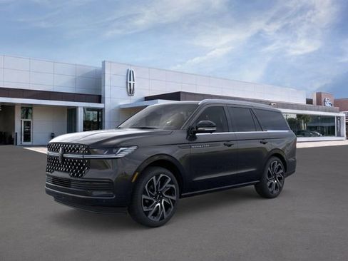 New 2026 Lincoln Navigator Black Label AWD/4WD image 1