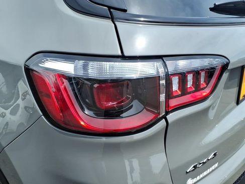 Certified 2022 Jeep Compass Trailhawk AWD/4WD image 14