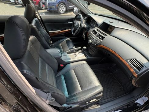 Used 2011 Honda Accord EX-L image 38