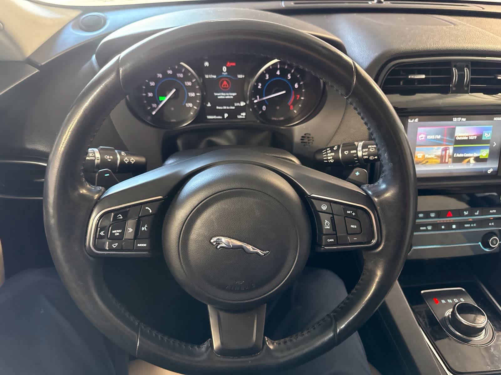Used 2018 Jaguar F-PACE Premium AWD/4WD image 27