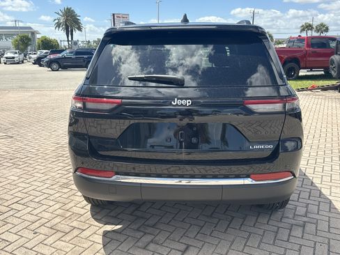 New 2026 Jeep Grand Cherokee Laredo X RWD image 8