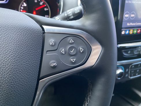 Used 2023 Chevrolet Traverse Premier image 20