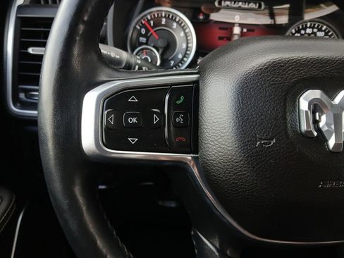 Used 2019 RAM 1500 Laramie RWD image 11