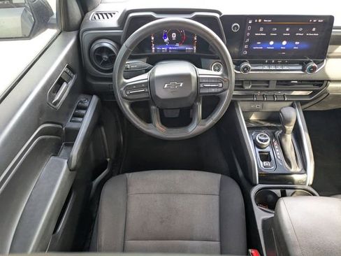 Used 2023 Chevrolet Colorado Trail Boss w/ Technology Package image 15