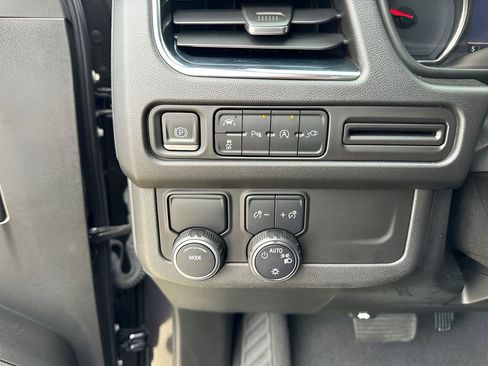 Used 2022 Chevrolet Tahoe LS w/ Driver Alert Package image 17