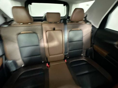 Used 2025 Ford Bronco Sport Outer Banks AWD/4WD image 13