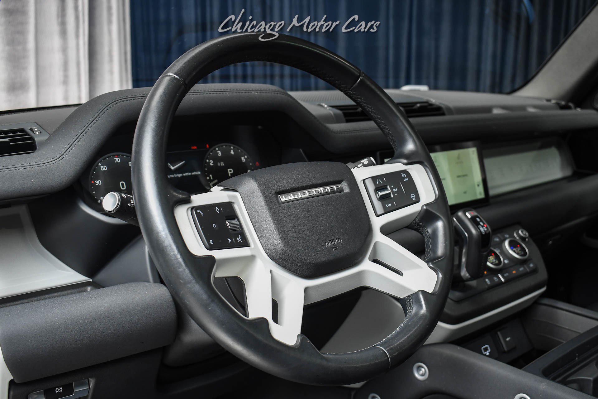 Used 2023 Land Rover Defender 110 SE AWD/4WD image 9