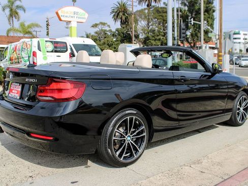 Used 2020 BMW 230i xDrive Convertible w/ Convenience Package image 6