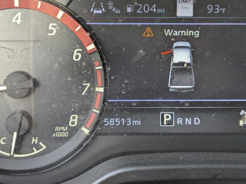 Used 2024 Nissan Titan PRO-4X w/ Pro-4x Convenience Package AWD/4WD image 43