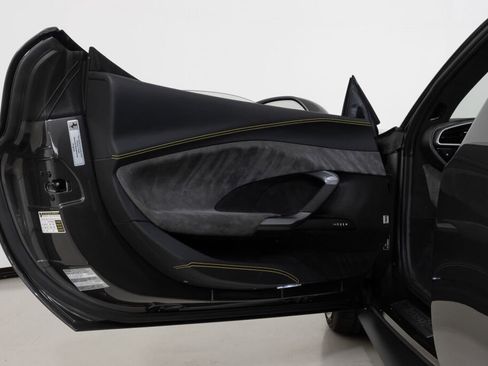 Used 2025 Ferrari 296 GTS image 29