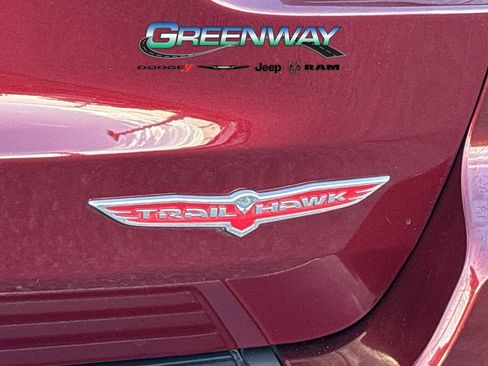 Used 2019 Jeep Grand Cherokee Trailhawk w/ Trailhawk Luxury Group image 33