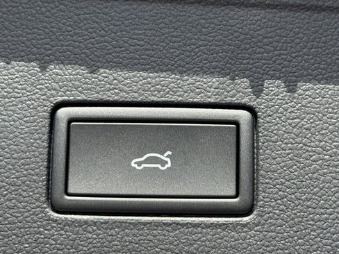 New 2026 Volkswagen Atlas Cross Sport SEL Premium R-Line image 11