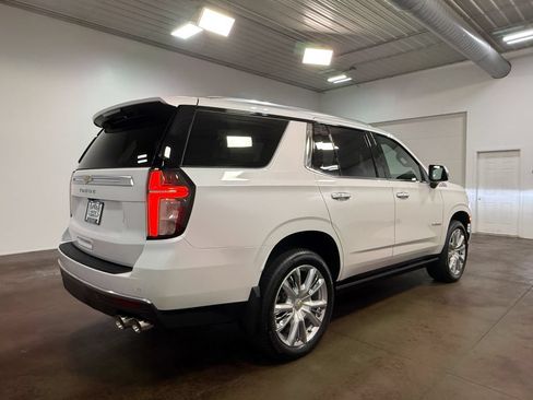 Used 2021 Chevrolet Tahoe High Country w/ Premium Package AWD/4WD image 32