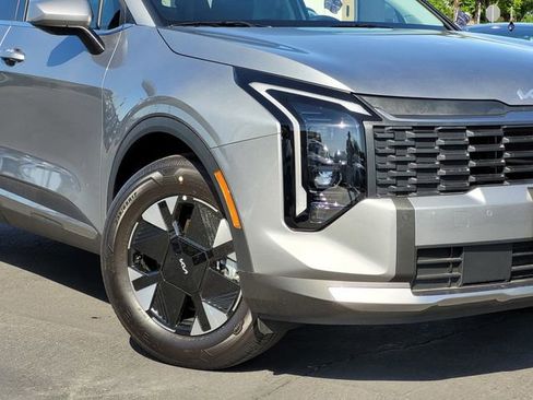 New 2026 Kia Sportage LX image 3