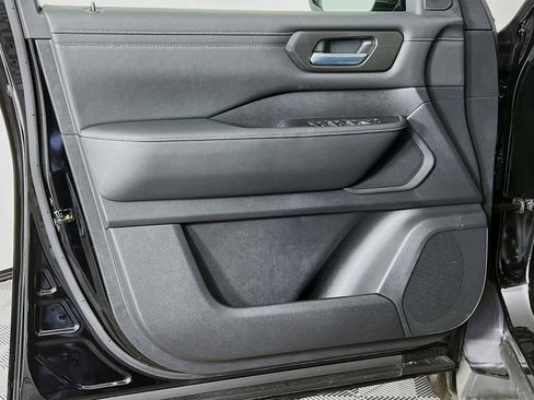 New 2026 Nissan Armada SV AWD/4WD image 19