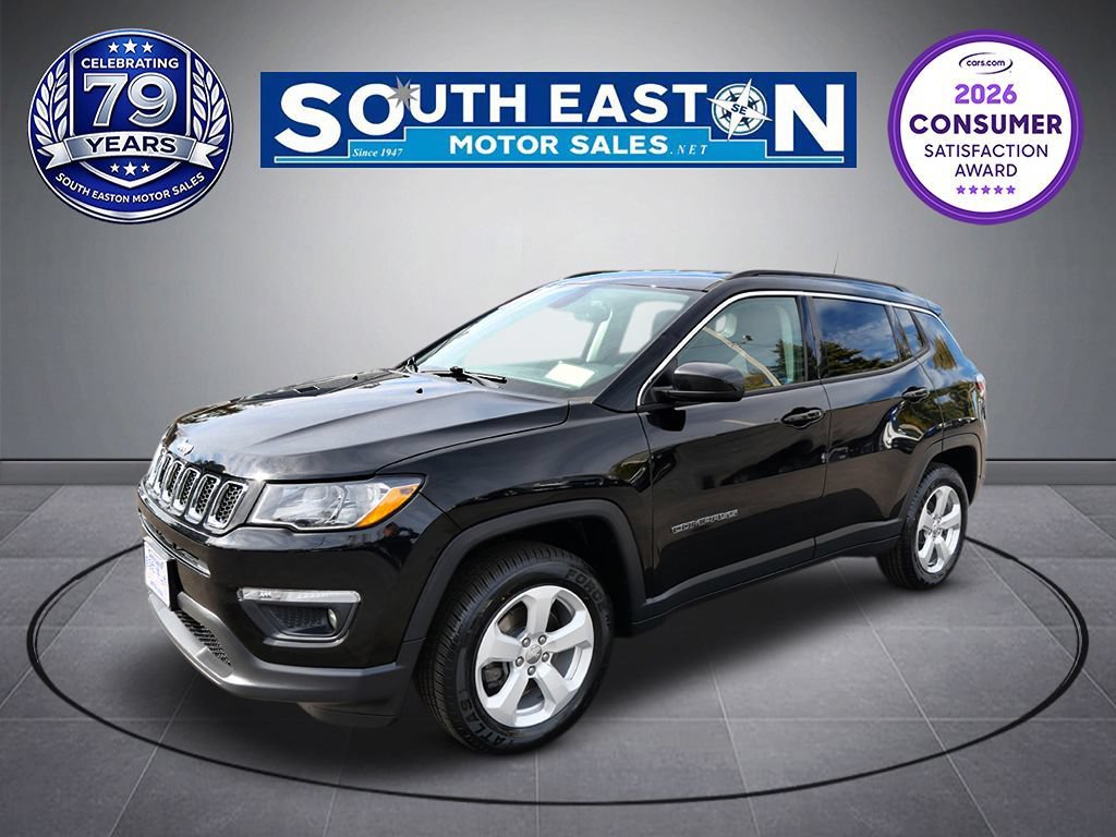 Used 2018 Jeep Compass Latitude w/ Cold Weather Group AWD/4WD image 1