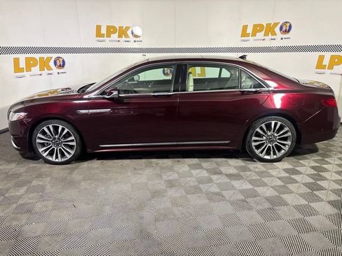 Used 2019 Lincoln Continental Reserve AWD/4WD image 6