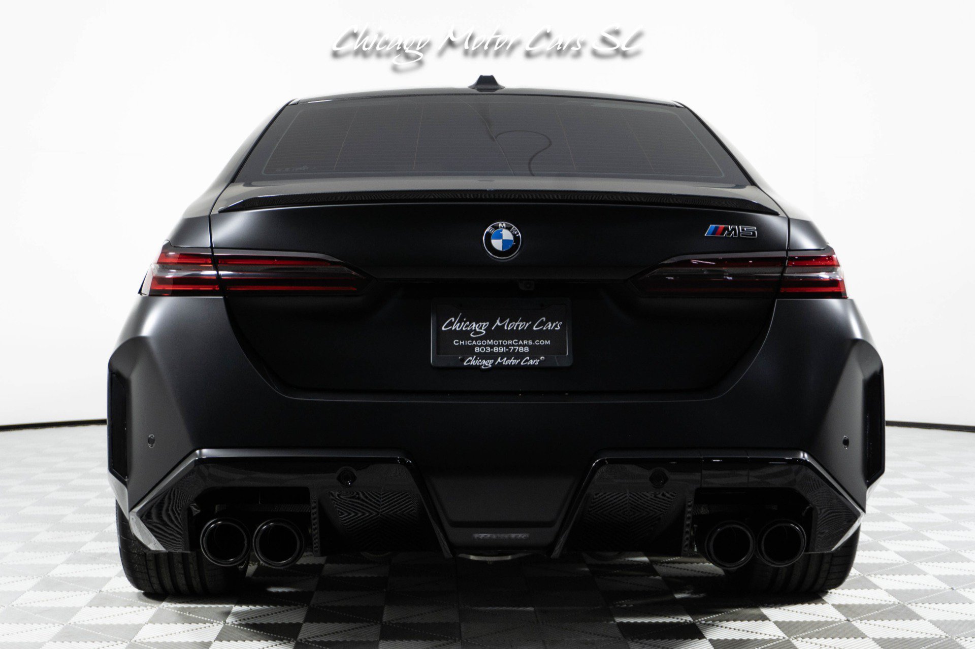 Used 2025 BMW M5 w/ Carbon Package AWD/4WD image 18