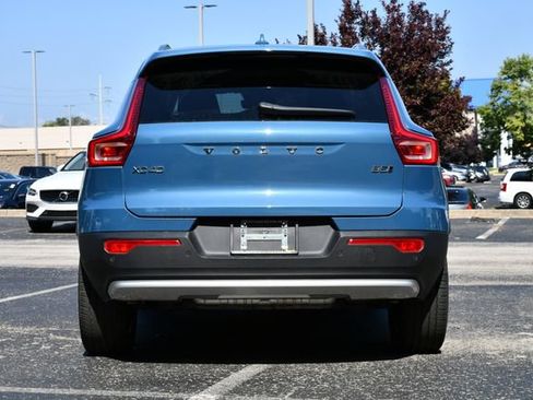 Certified 2024 Volvo XC40 B5 Core AWD/4WD image 6