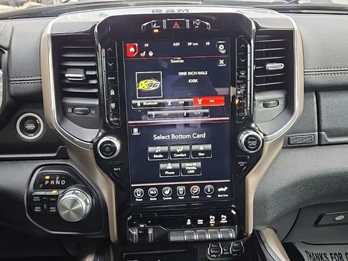Used 2019 RAM 1500 Laramie image 29