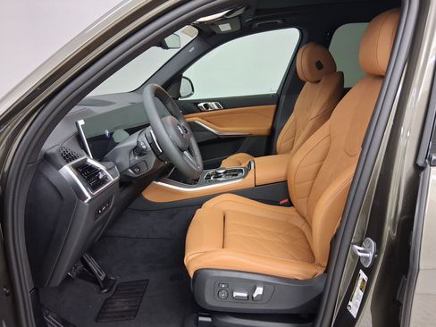 New 2026 BMW X5 sDrive40i w/ M Sport Package RWD image 3
