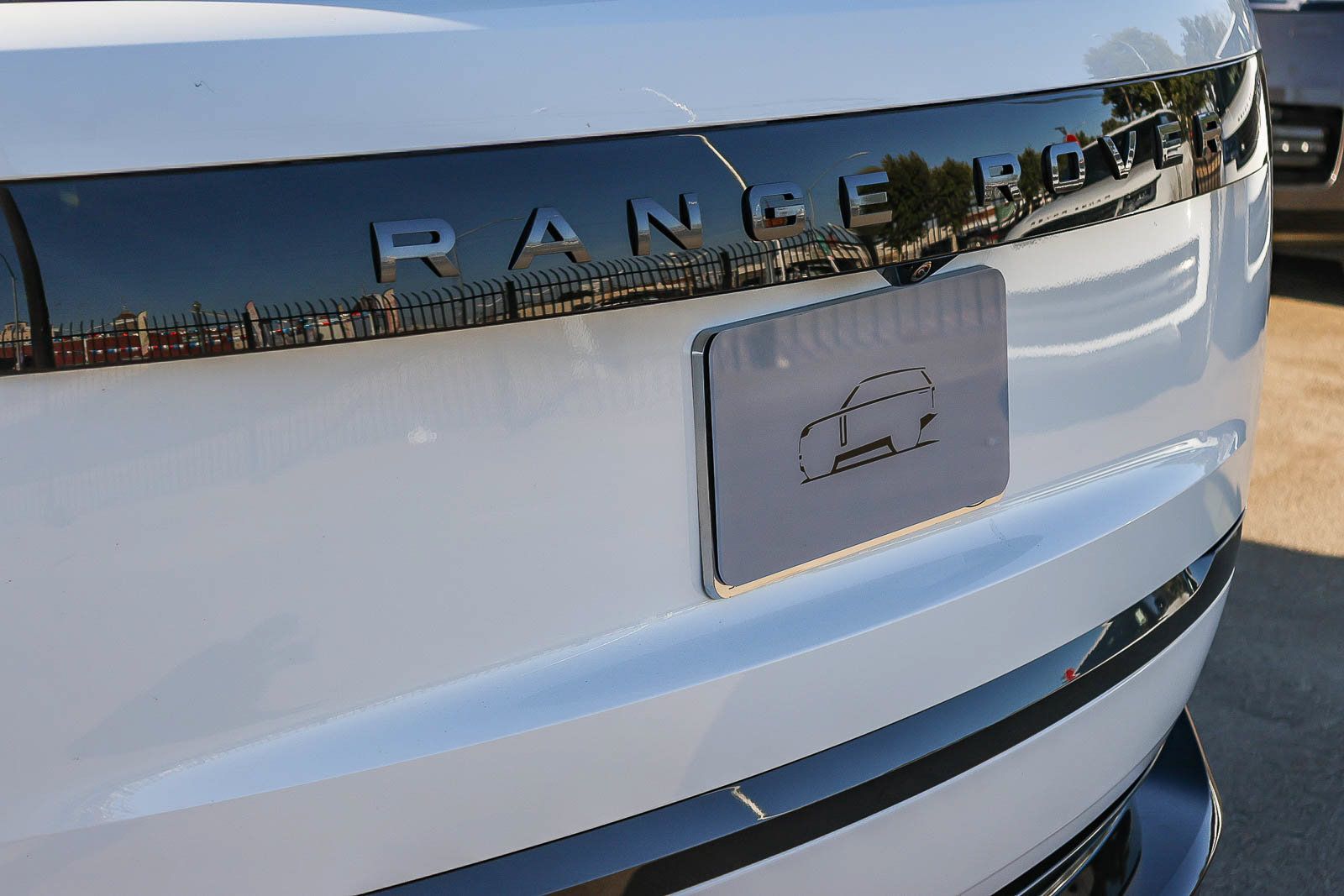 New 2026 Land Rover Range Rover SE AWD/4WD image 12