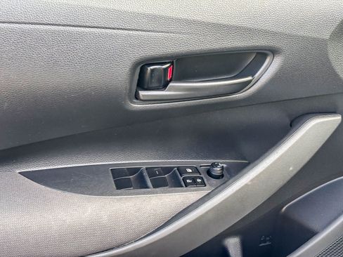 Used 2024 Toyota Corolla LE FWD image 22