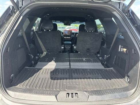 Used 2025 Ford Explorer ST-Line w/ Premium Package RWD image 25