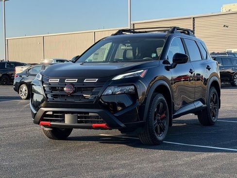 New 2026 Nissan Rogue SV image 8