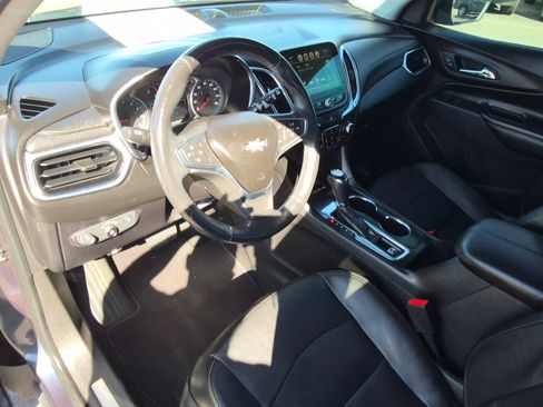 Used 2018 Chevrolet Equinox Premier FWD image 14