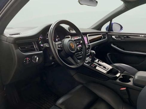Used 2022 Porsche Macan AWD/4WD image 21