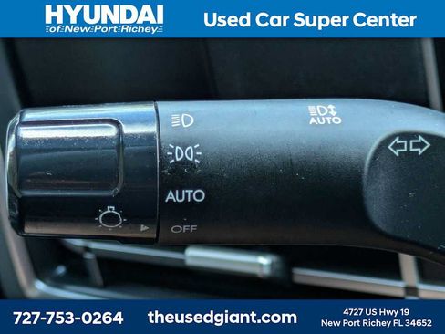 Used 2025 Hyundai Santa Fe SEL FWD image 36