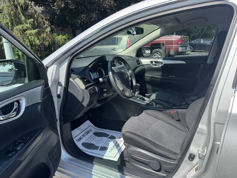 Used 2014 Nissan Sentra SV FWD image 8