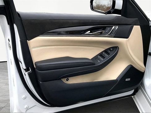 Used 2019 Cadillac CTS Luxury image 21