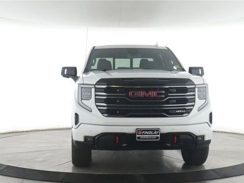 Used 2025 GMC Sierra 1500 AT4 w/ Technology Package AWD/4WD image 12