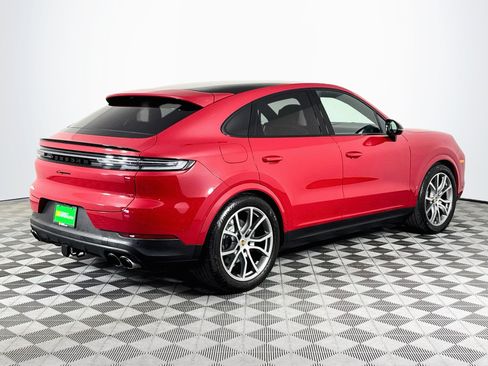 Used 2024 Porsche Cayenne Coupe w/ Premium Package Plus AWD/4WD image 8