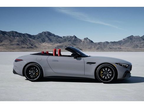 New 2026 Mercedes-Benz SL 63 AMG 4MATIC image 17