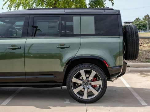 New 2026 Land Rover Defender 110 X AWD/4WD image 14