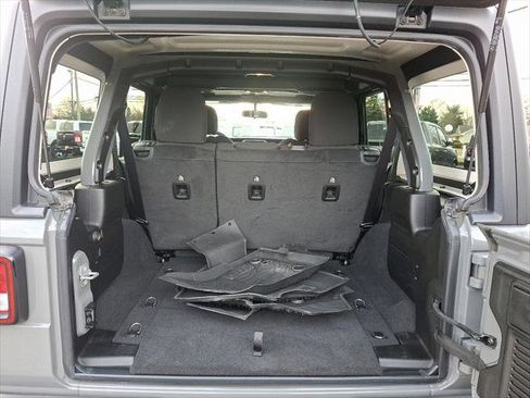 Certified 2022 Jeep Wrangler Unlimited Sport image 18