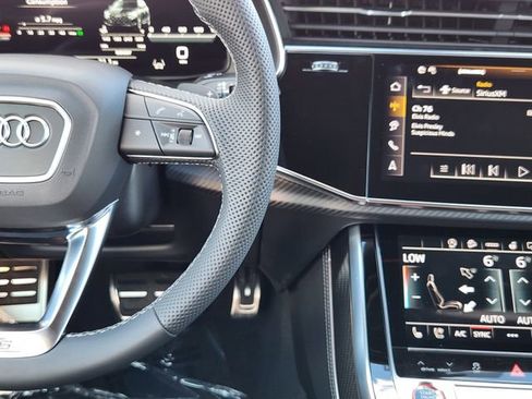 New 2026 Audi SQ7 Premium Plus image 27