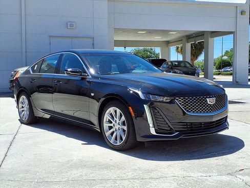 Used 2024 Cadillac CT5 Luxury RWD image 5