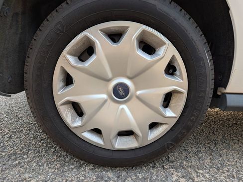 Used 2015 Ford Transit Connect XL image 12