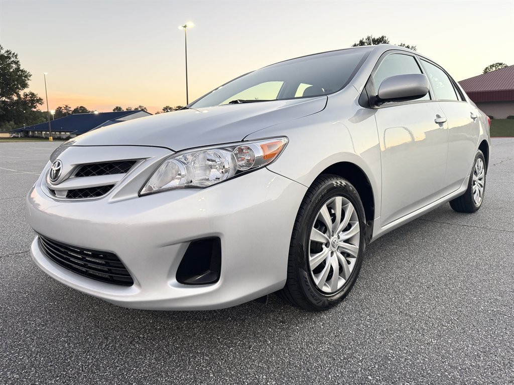 Used 2012 Toyota Corolla LE FWD image 7