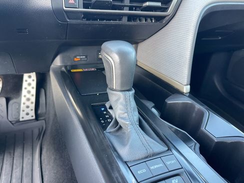 Certified 2025 Toyota Camry SE w/ Multimedia Upgrade Package image 15