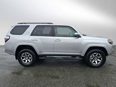 Certified 2023 Toyota 4Runner TRD Off-Road Premium w/ Moonroof Package AWD/4WD image 2